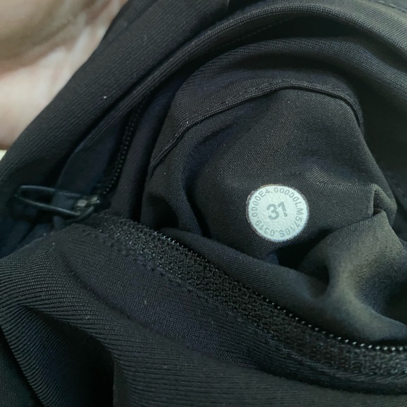 Lululemon Commission Pants - Picture 6 of 6